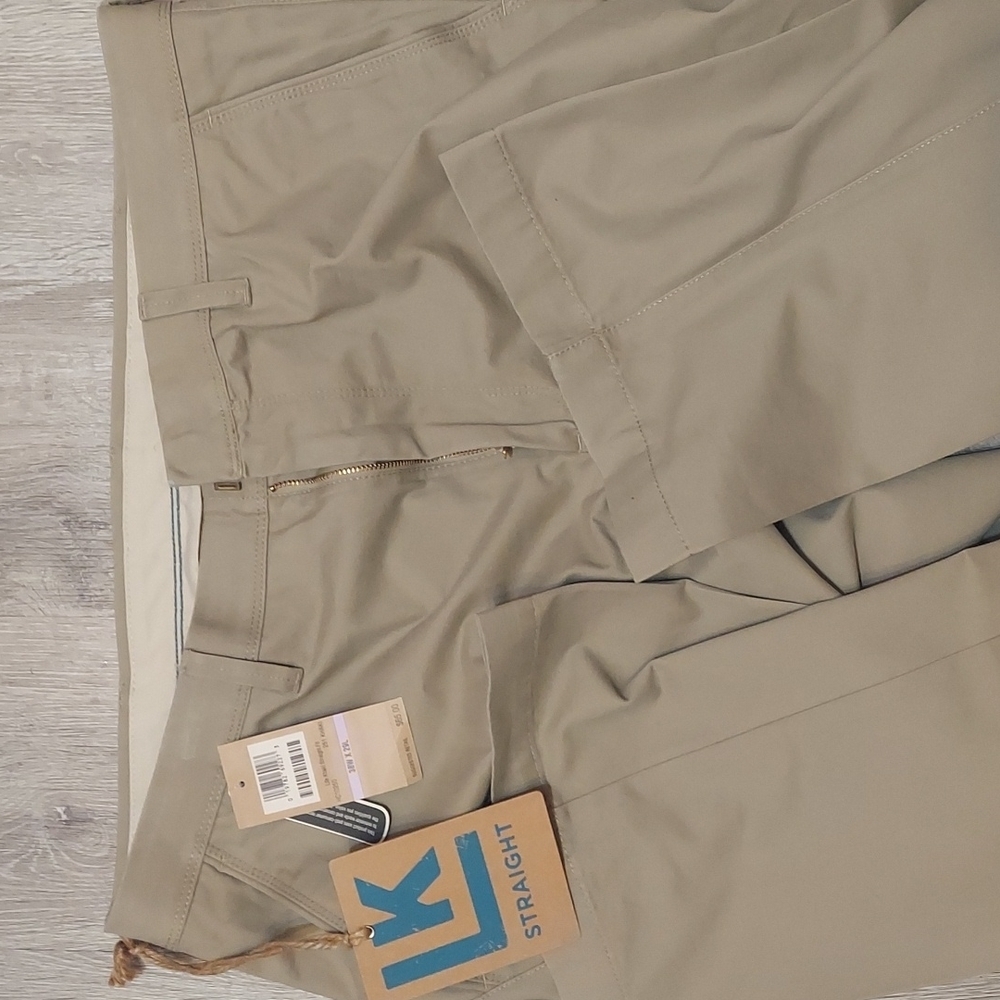 New with tags! Straight fit khakis. Life khakis by Haggar.